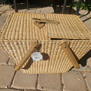 Thresholds Wicker Picnic Basket with Leather Handles 16" x 11" x 11"